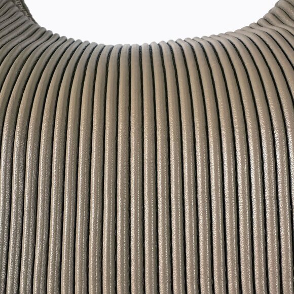 Urban Expressions Textured Knot Hobo Shoulder Bag Vegan Leather Taupe Y2K Boho - Picture 8 of 12